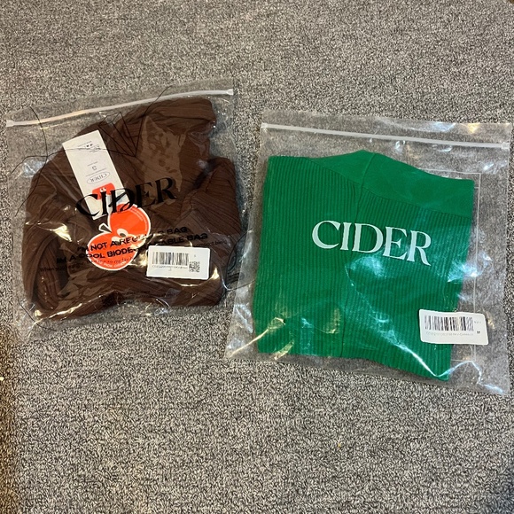 2 TOP DEAL: Cider Green Halter Neck Top and Brown One Strap Ribbed Top - Picture 1 of 5